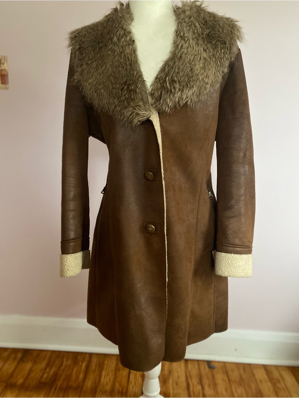 Vintage Y2K Guess Brown Trench Coat with Faux Fur Collar
